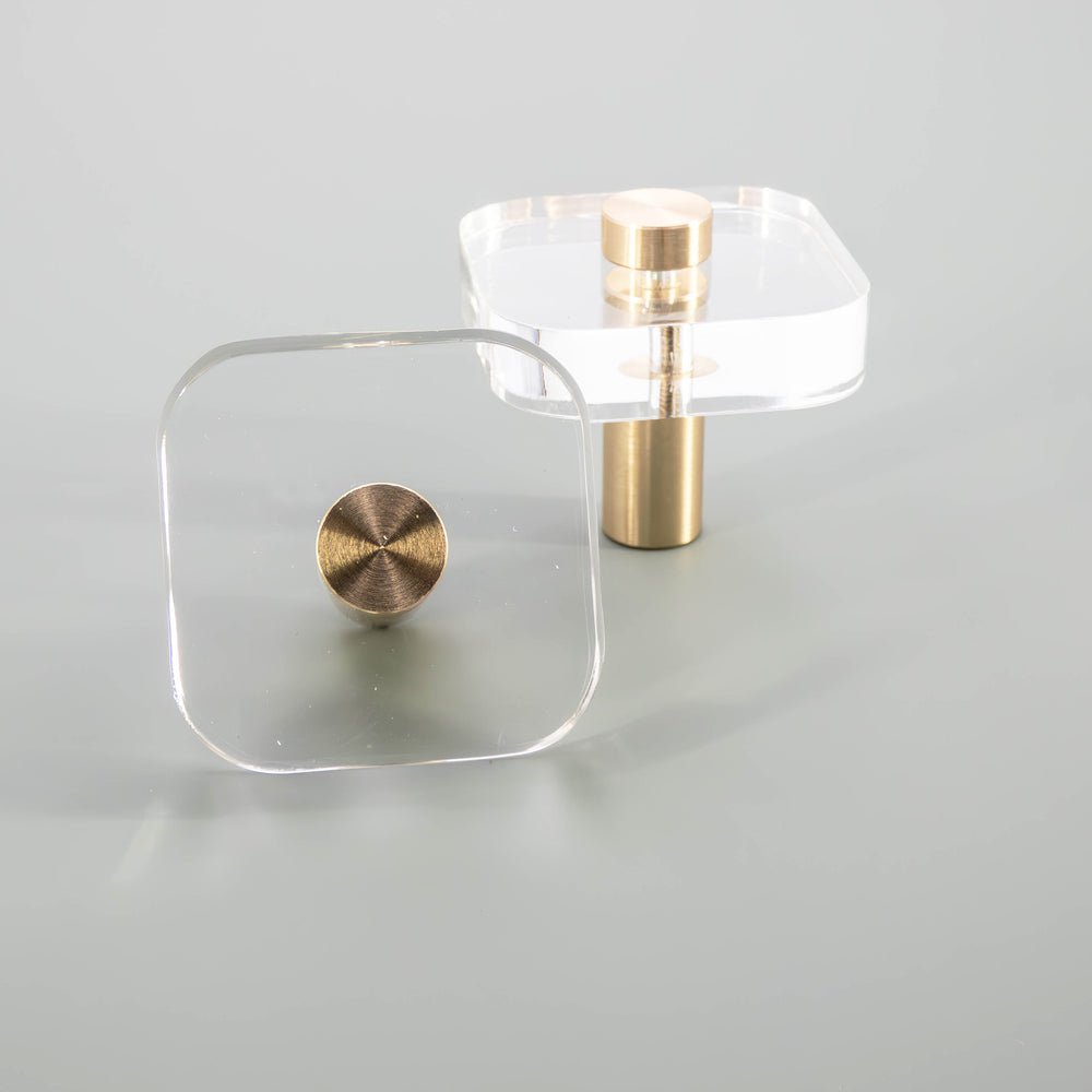 
                  
                    Akryl - Clear Acrylic and Brass Cabinet T-Bar and Pull
                  
                