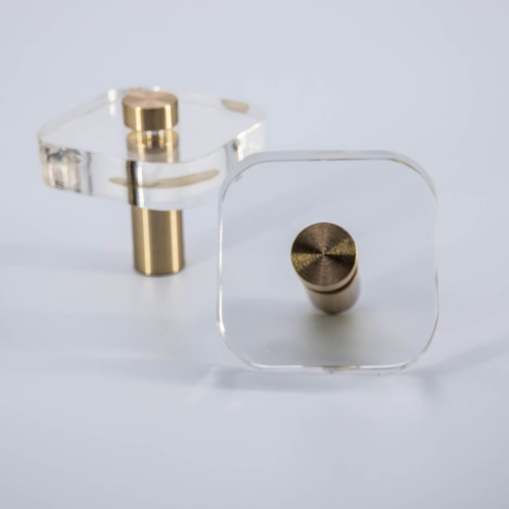 
                  
                    Akryl - Clear Acrylic and Brass Cabinet T-Bar and Pull
                  
                