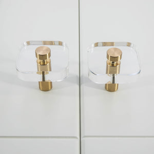 
                  
                    Akryl - Clear Acrylic and Brass Cabinet T-Bar and Pull
                  
                